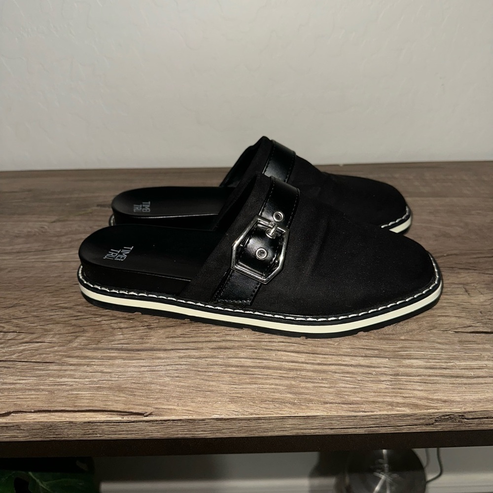 Time and Tru Black Slip-On Mules with Silver Buckle - Picture 3 of 4